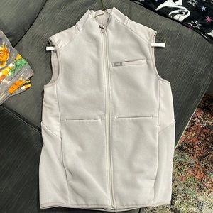 Light gray figs vest